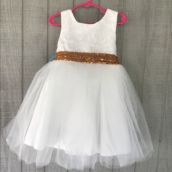 Dress - Picture 3 of 3